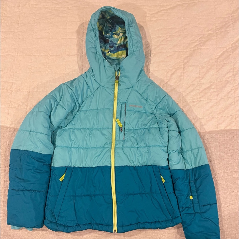 Girls Patagonia jacket. Size 14